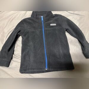 Columbia Black Fleece Jacket with Vibrant Blue Zipper